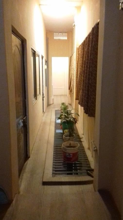 Buddha Guest House Varanasi Esterno foto