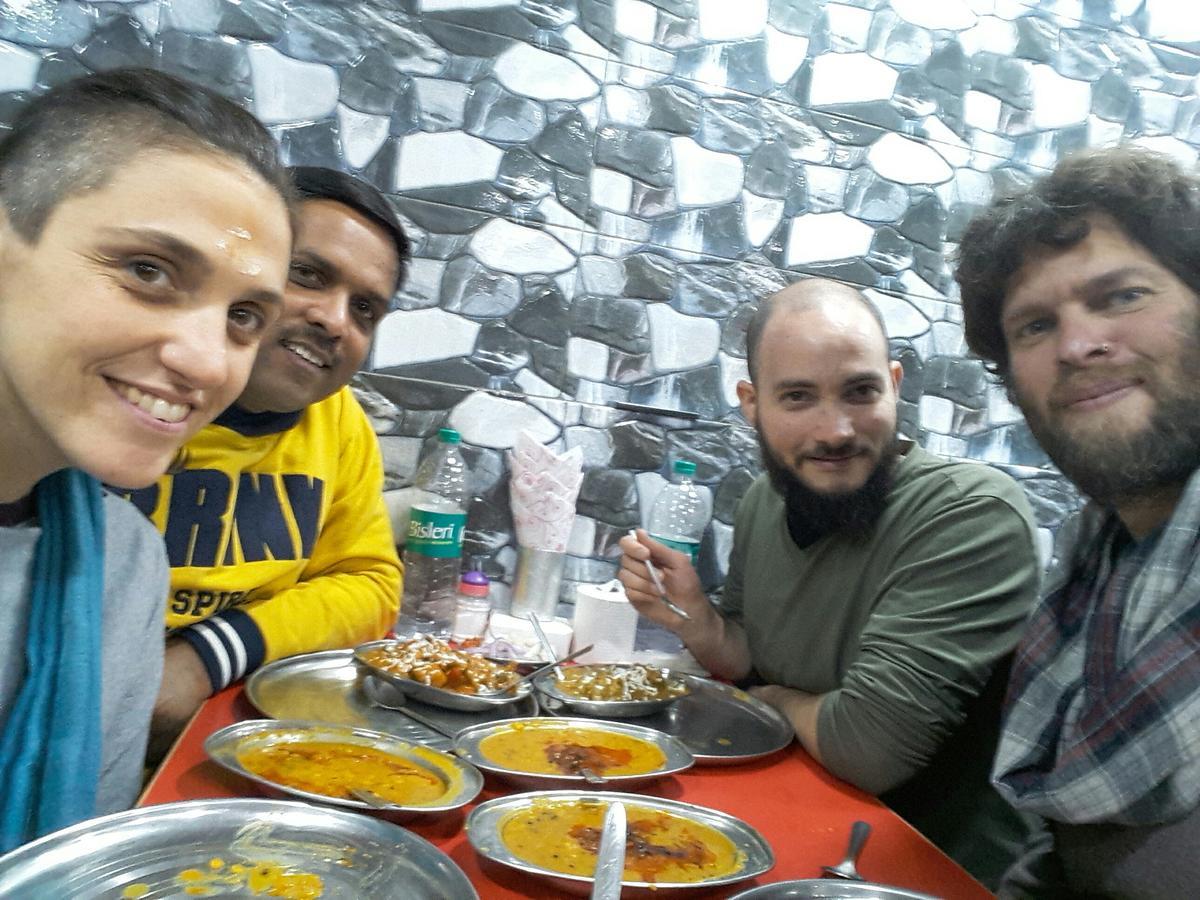 Buddha Guest House Varanasi Esterno foto
