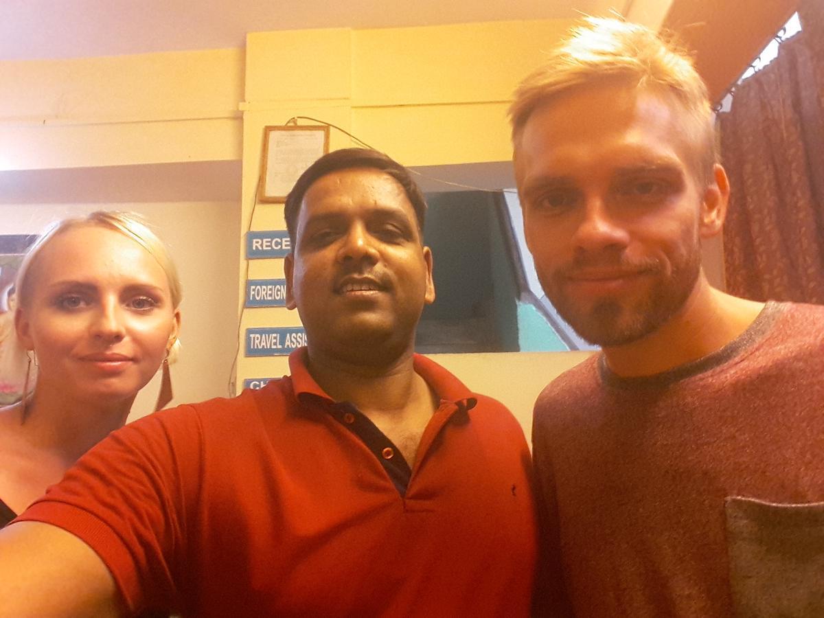 Buddha Guest House Varanasi Esterno foto