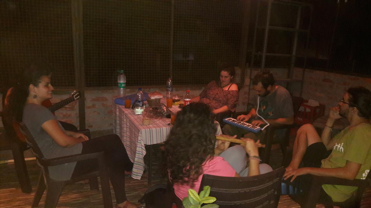 Buddha Guest House Varanasi Esterno foto