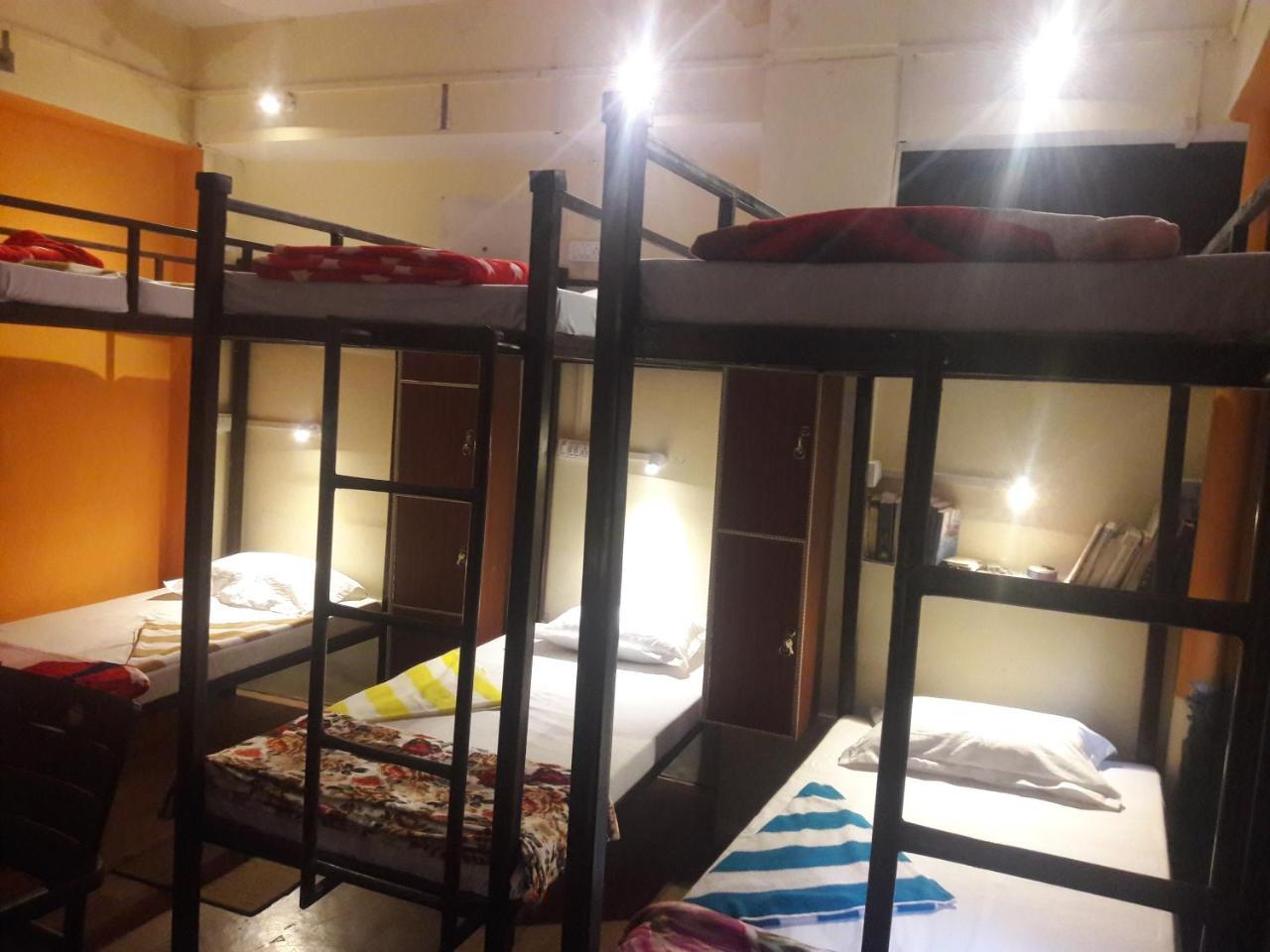 Buddha Guest House Varanasi Camera foto