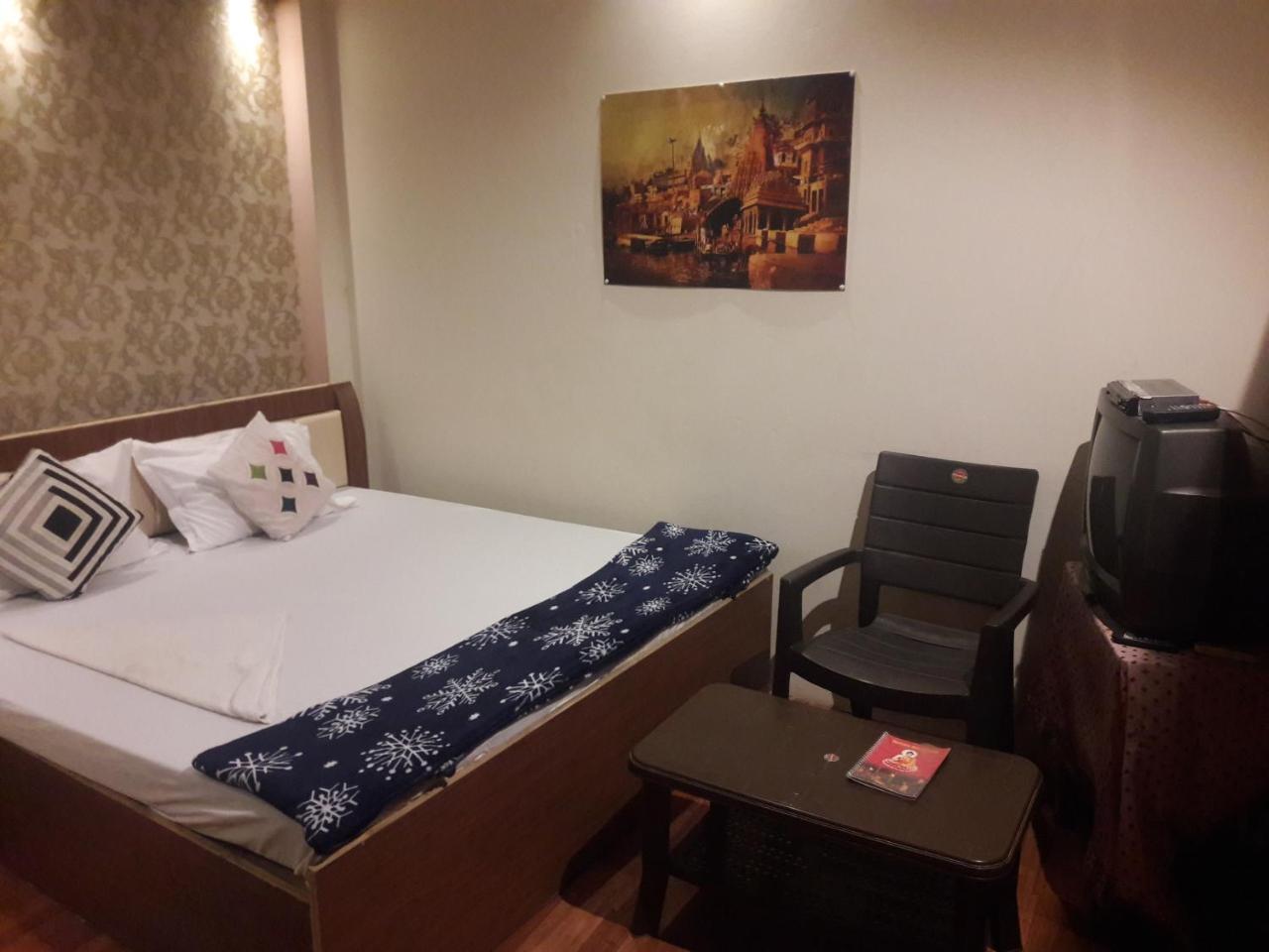 Buddha Guest House Varanasi Esterno foto