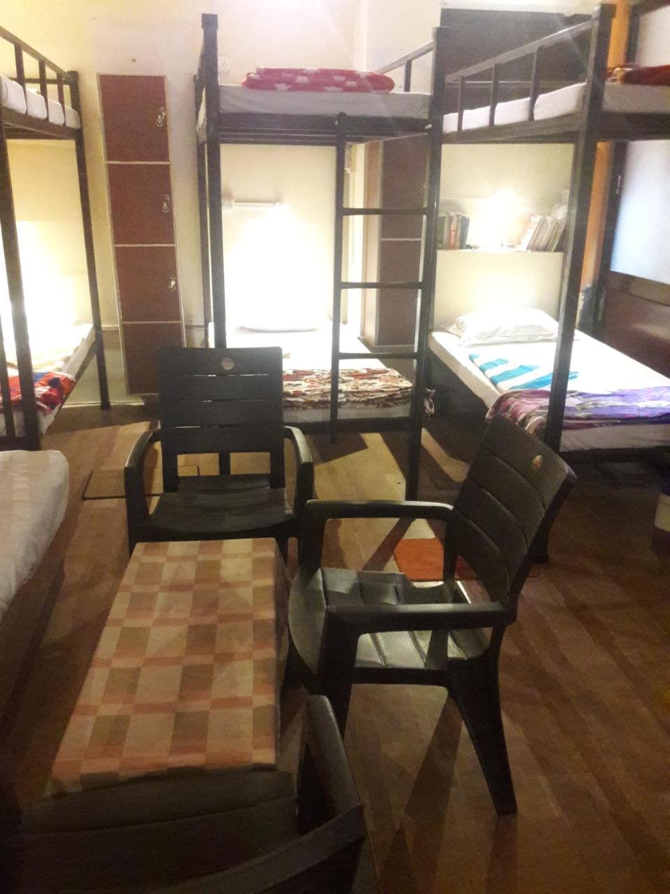 Buddha Guest House Varanasi Esterno foto